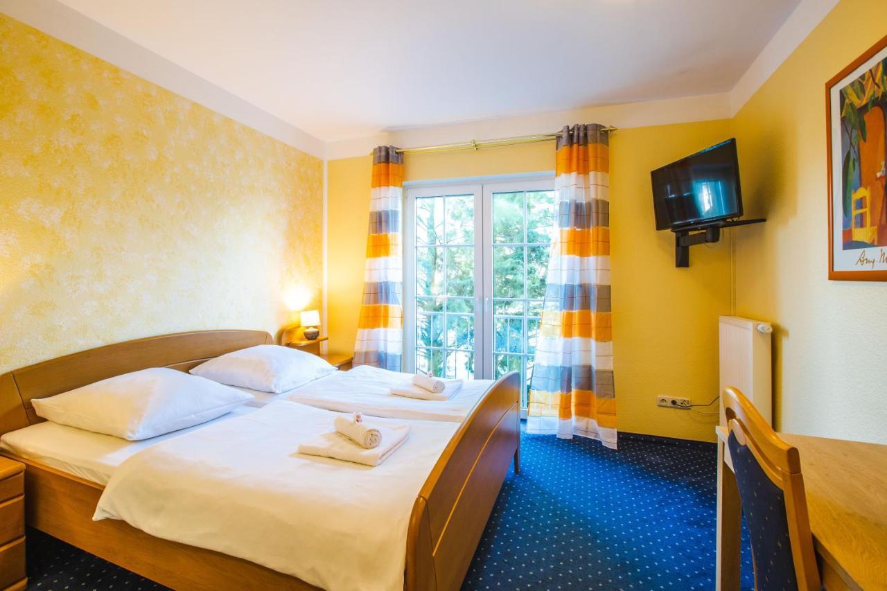 Hotel Altstadt Wassenberg Bagian luar foto