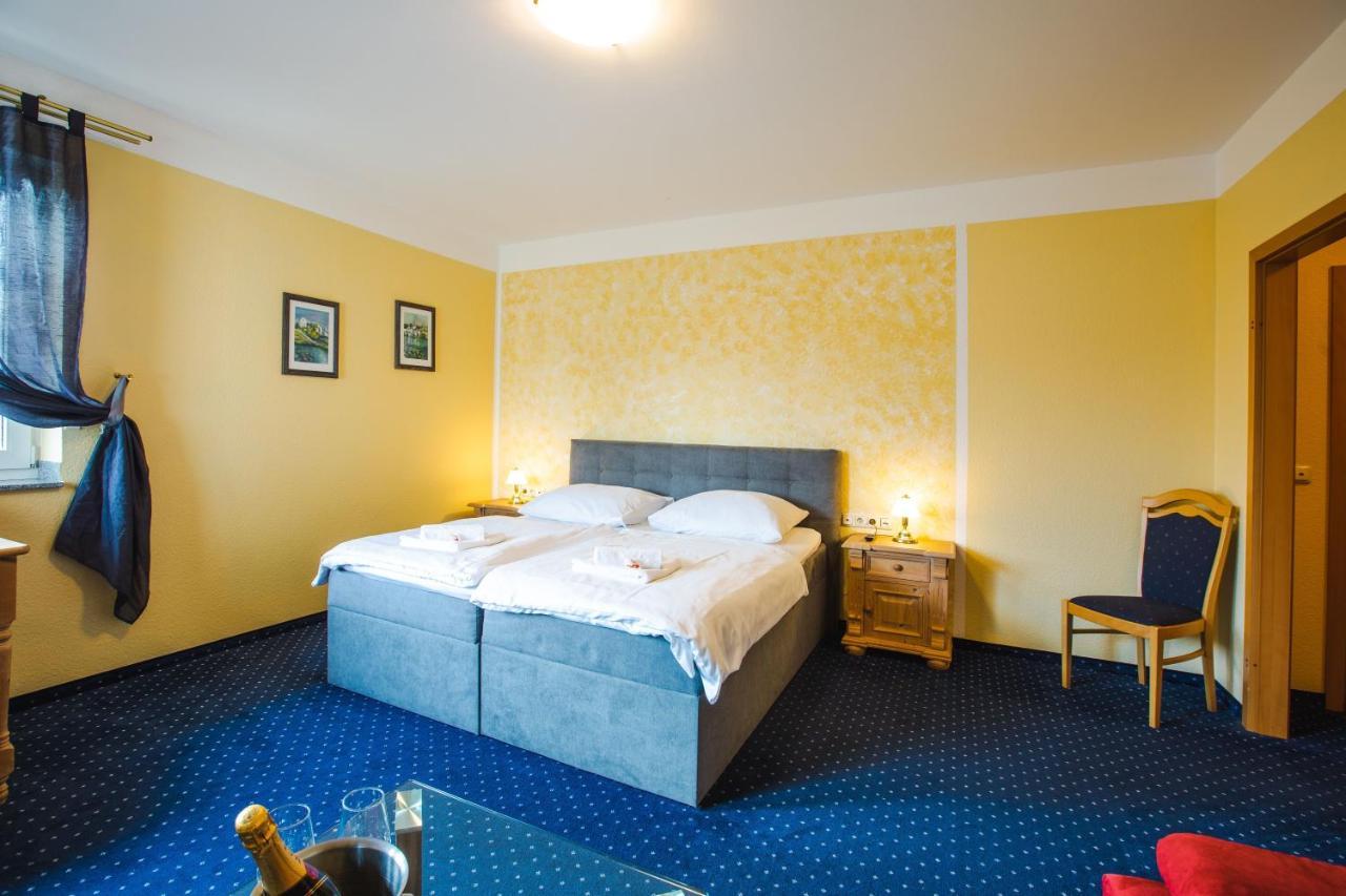 Hotel Altstadt Wassenberg Bagian luar foto
