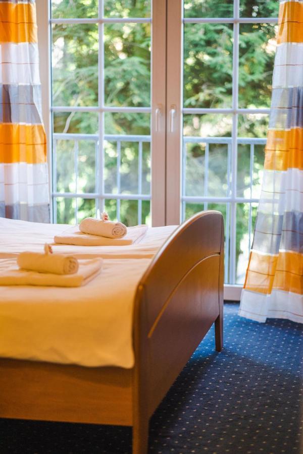 Hotel Altstadt Wassenberg Bagian luar foto