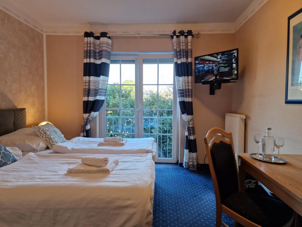 Hotel Altstadt Wassenberg Bagian luar foto