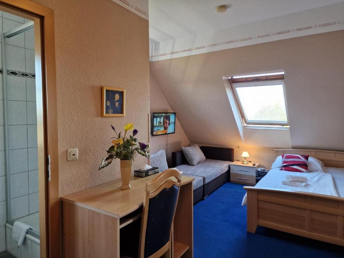Hotel Altstadt Wassenberg Bagian luar foto